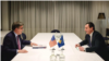 O'Brajen i Kurti prilikom susreta u Davosu, u Švajcarskoj, 16. januar 2024.