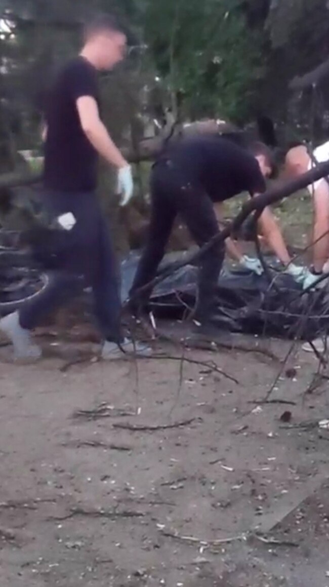 Civilii ucraineni au fost răniți de bombele rusești care au vizat Zaporojie