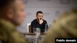 Ukrajinski predsjednik Volodimir Zelenski prisustvovao je sastanku sa najvišim vojnim zvaničnicima u regiji Harkiv 16. maja.