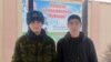 Солеҳҷон Солиев аз чап