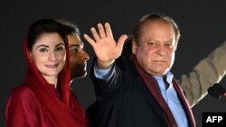 نواز شریف او لور یې مریم نواز