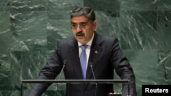 د پاکستان موقت حکومت صدراعظم انوارالحق کاکړ