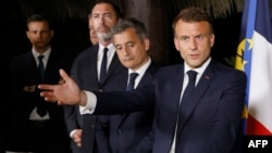 Emanuel Makron na pres konferenciji u Noumei, Nova Kaledonija, 23. maj 2024.