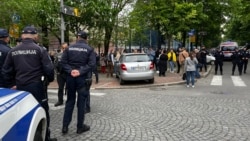 Osnovac ubio devetoro: 'Čitava Srbija je u njegovim pucnjevima'