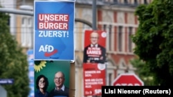 Posteri pred izbore u Nemačkoj za Evropski parlament i lokalne vlasti, Drezden, 12. maj 2024.