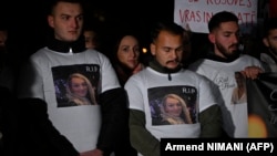 Gjatë protestës pas vrasjes së Liridona Ademajt.
