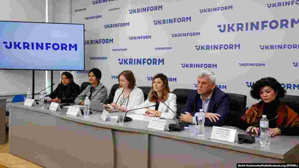 Пресс-конференция на тему &laquo;Как спасти Владислава Есипенко и других крымских журналистов, заключенных Россией?&raquo; прошла в Киеве 5 октября 2023 года. Ее участники рассказали о текущей ситуации, в которой находятся медийщики &ndash; пленники Кремля, включая заключенного фрилансера Крым.Реалии Владислава Есипенко, а также рассказали о представителях России, причастных к системным преследованиям политзаключенных