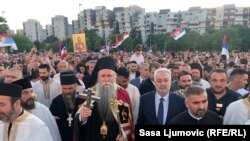 Novi mitropolit crnogorsko-primorski Joanikije u pratnji premijera Crne Gore Zdravka Krivokapića u Podgorici, 2. juna 2021. 