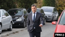 Fadil Novalić je osuđen na četiri godine zatvora za zloupotrebe tokom pandemije korona virusa, pri javnoj nabavci medicinskih respiratora vrijednih 10,5 miliona maraka u Federaciji BiH (fotoarhiv)