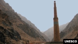 په غور کې د جام لرغونی منار