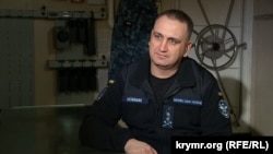 Для звільнення окупованого Росією Криму потрібно знищити Керченський міст, бо це є «елемент логістики», каже Олексій Неїжпапа