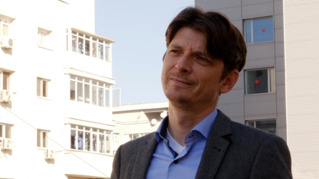 Marius Rusu despre părinții care își încurajează copiii să stea pe rețele sociale