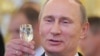 Президент РФ Володимир Путін на урочистому прийомі у Кремлі на честь випуску військових академій та університетів. Росія 28 червня 2021 року