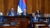 Predsednik Srbije Aleksandar Vučić za skupštinskom govornicom tokom podnošenja izveštaja o toku pregovora sa Kosovom, u Beogradu, 13. septembra 2022.
