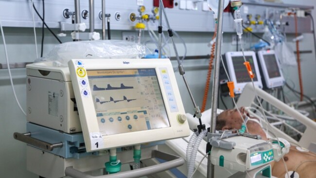 O zi la terapie intensivă. Ce spun medicii și pacienții din secțiile Covid
