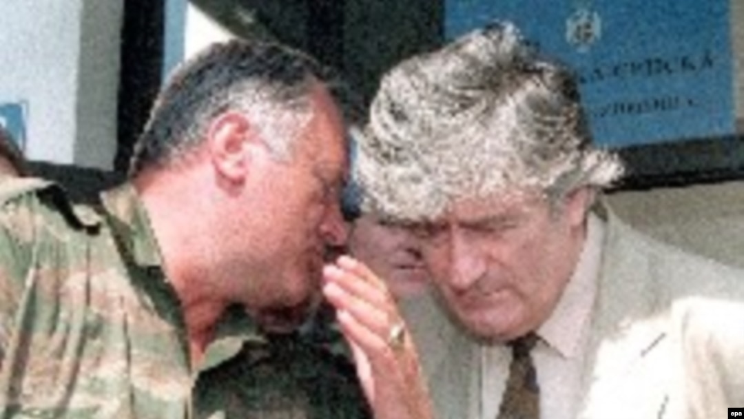 Ratko Mladić i Radovan Karadžić na Palama, 5 avgusta. 1993.