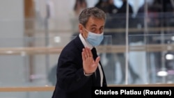 Bivši francuski predsjednik Nicolas Sarkozy u novembru prošle godine