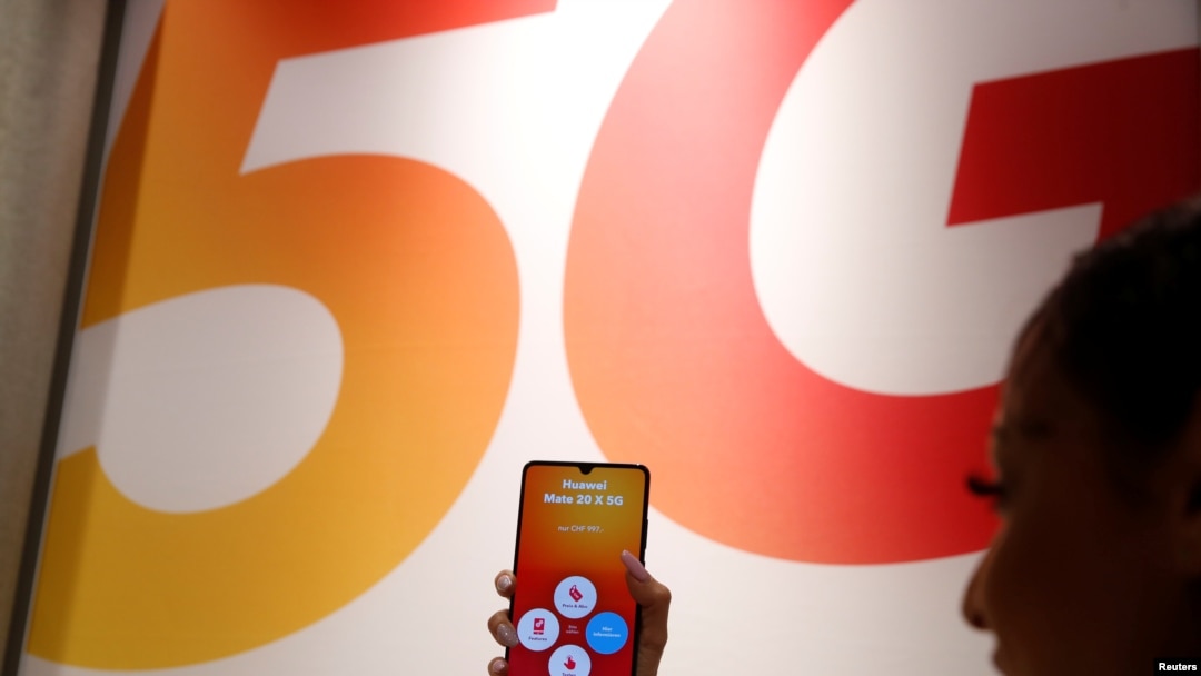 Statele UE pot restricţiona colaborarea cu furnizorii 5G de mare risc, conform unor noi recomandări ale Comisiei Europene