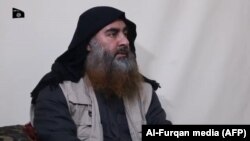 Предположительно, Абу Бакр аль-Багдади на видеозаписи 29 апреля.