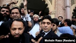 د چندو ټولولو د مخنیوي په اقدام کې د حافظ سعید تنظیمونه هم شامل دي.