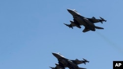 F-16