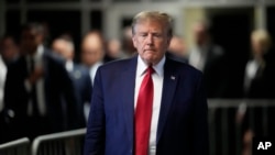 Donald Trump ispred sudnice na Manhattanu u New Yorku, SAD, 15. februara 2024.