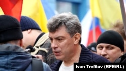Борис Нємцов на антивоєнному марші у Москві, 15 березня 2014 року