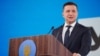 Згідно з документом, керівник президентського офісу Андрій Єрмак має у десятиденний строк внести пропозиції щодо персонального складу цієї конкурсної комісії