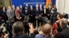 Članovi nove crnogorske vlade održali su konferenciju za novinare nakon ceremonije polaganja zakletve u parlamentu u Podgorici, 4. decembra 2020.