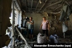 Зруйнована квартира в Ясинуватій. Весна 2016 року