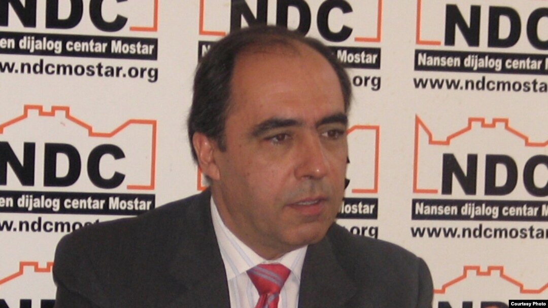 Alehandro Enrike Alvargonzales San Martin