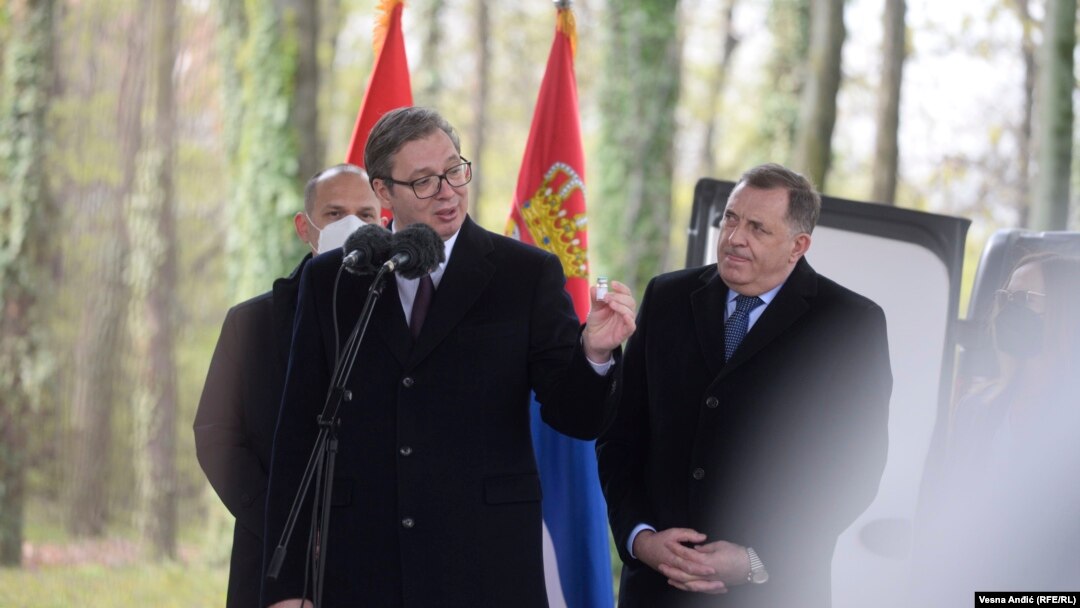 Aleksandar Vučić i Milorad Dodik u Institutu 'Torlak'
