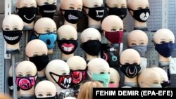 Носенето на маски е задължително и в други дъражви освен България