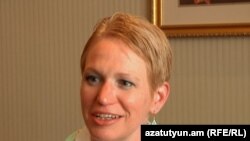 Armenia -- Celeste Wallander, the U.S. deputy assistant secretary of defense for Russia, Ukraine and Eurasia Policy gives an interview to RFE/RL, Yerevan, 28Jun2011