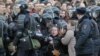 ЄС вимагає від влади Росії звільнити затриманих учасників протестів
