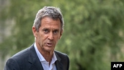 Beny Steinmetz a fost reţinut în Cipru la începutu lunii septembrie când a sosit pe aeroportul din Larnaca, în baza mandatului european de arestare emis de autorităţile române.
