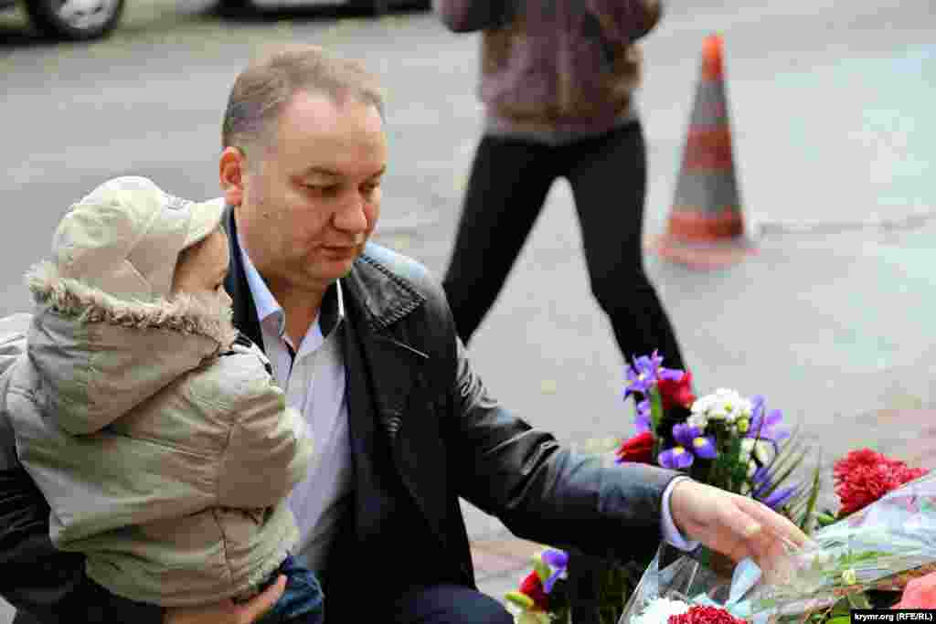 Член Меджлиса крымскотатарского народа Эскендер Бариев