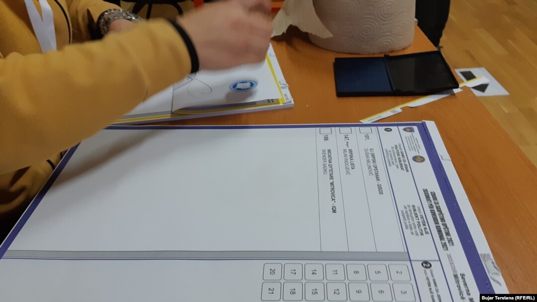 Sve strane imaju svoje viđenje šta bi trebalo da ide "uz" ili "pred" ovaj proces.