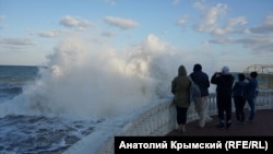 Шторм в Алуште, 28 сентября 2017 года