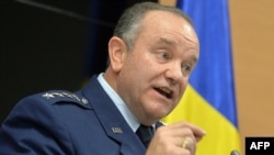 Філіп Брідлав під час візиту до Києва. 26 листопада 2014 року