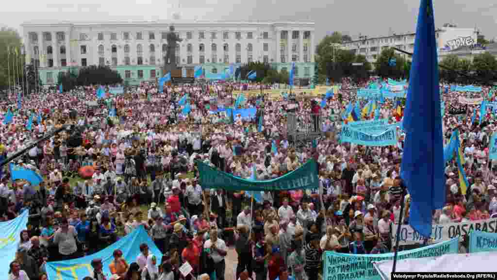 15. 2013 ел, Акмәчет, Ленин мәйданы Кырымтатарлар депортацияне искә алып соңгы тапкыр җыелды.