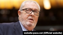 Pedro Agramunt says he traveled to Syria in his capacity as a Spanish senator.