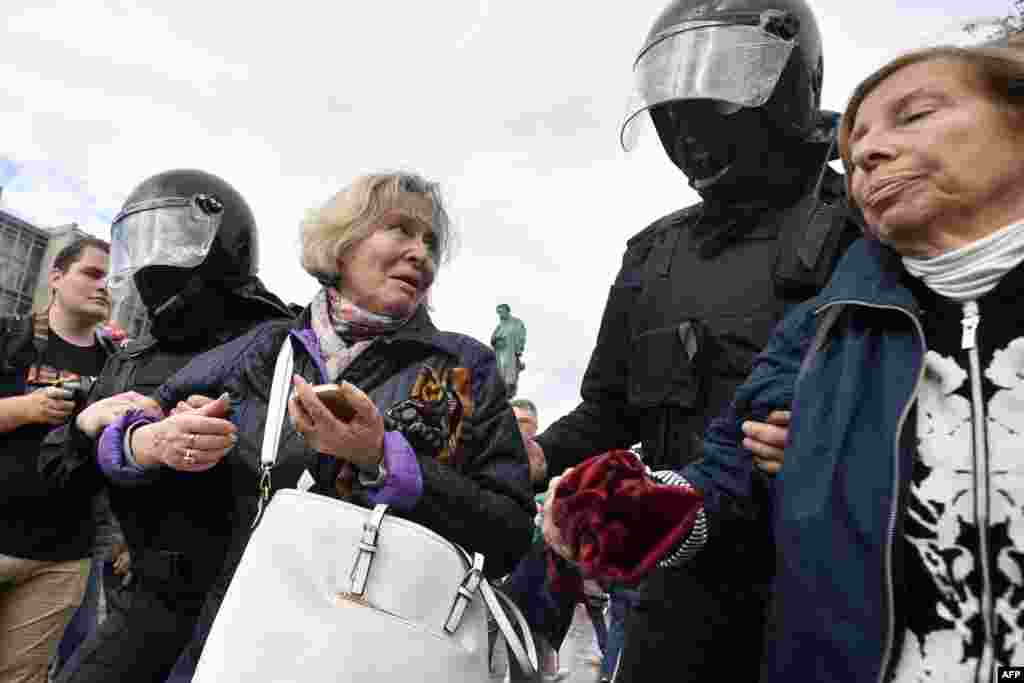 Полиция кіші-үлкен деп қараған жоқ, бәрін ұстады. 