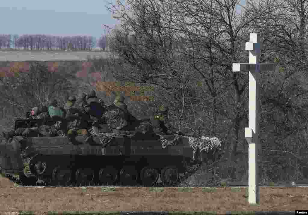 Хуруҷи нерӯҳои украинӣ аз Дебалтсево.