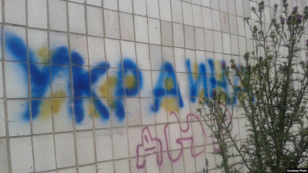 На вулиці Тореза, 2015 рік