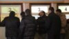 Черкаські чоловіки записуються в добровольці, Черкаси, 3 лютого 2014 року