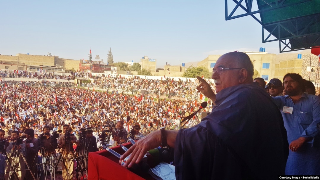 د پښتونخوا ملي عوامي ګوند مشر محمود خان اڅکزی
