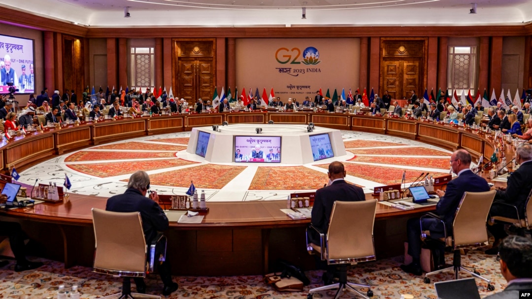 Liderii G20 reuniți la în India caută soluții de cooperare în combaterea schimbărilor climatice, securitate alimentară și restructurarea datoriilor țărilor sărace.