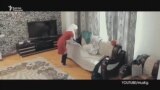 Аялды орунсуз тамашалоо жана жылма зомбулук
