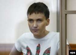 Надія Савченко під час засідання суду у Донецьку Ростовської області. 9 березня 2016 року